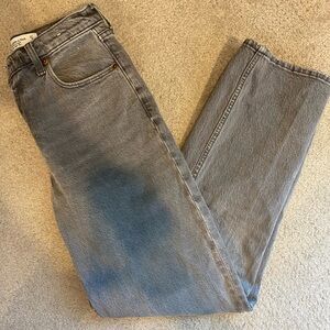 Ultra High Rise 90s Straight Jeans